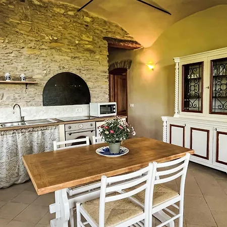 Apartament Il Loggiato By Interhome Tavole